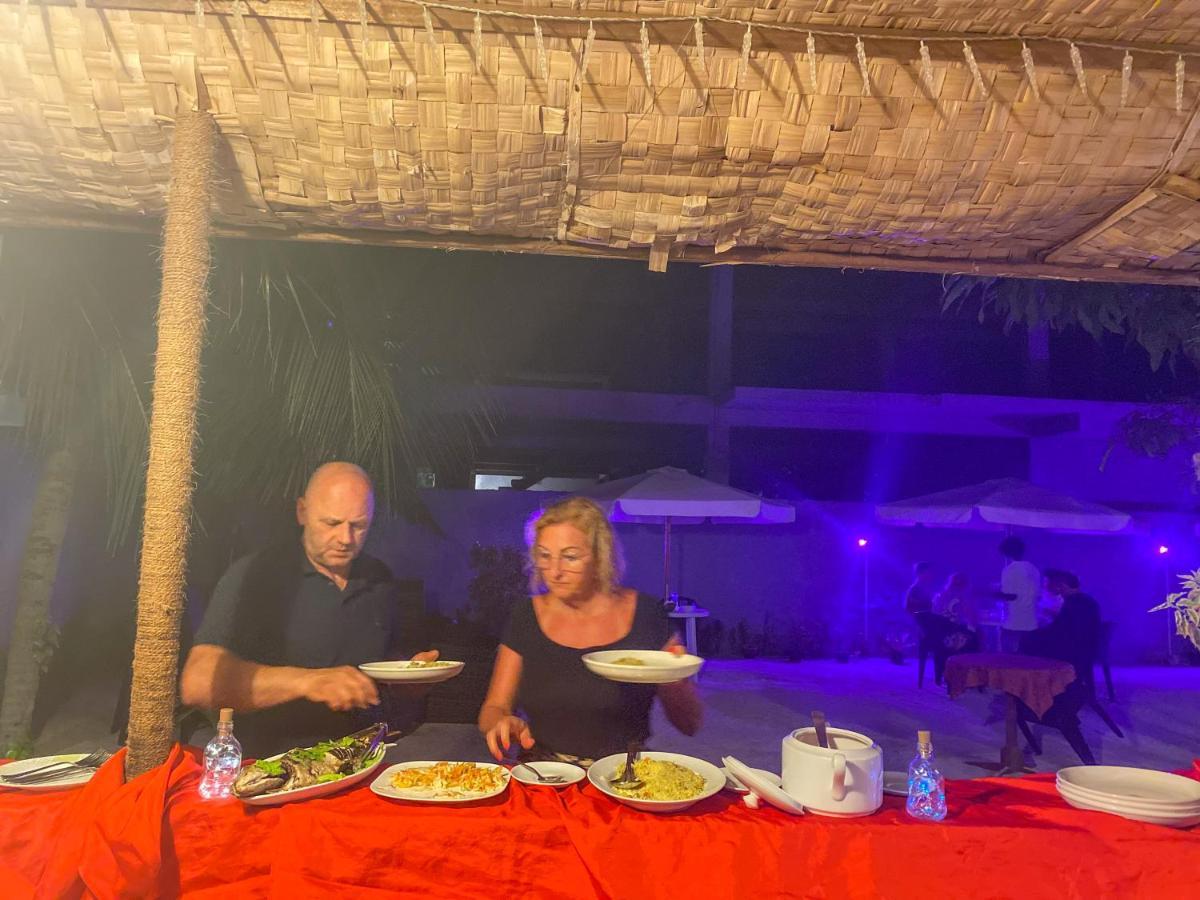 Leisure Inn Guest House Bodufolhudhoo 外观 照片