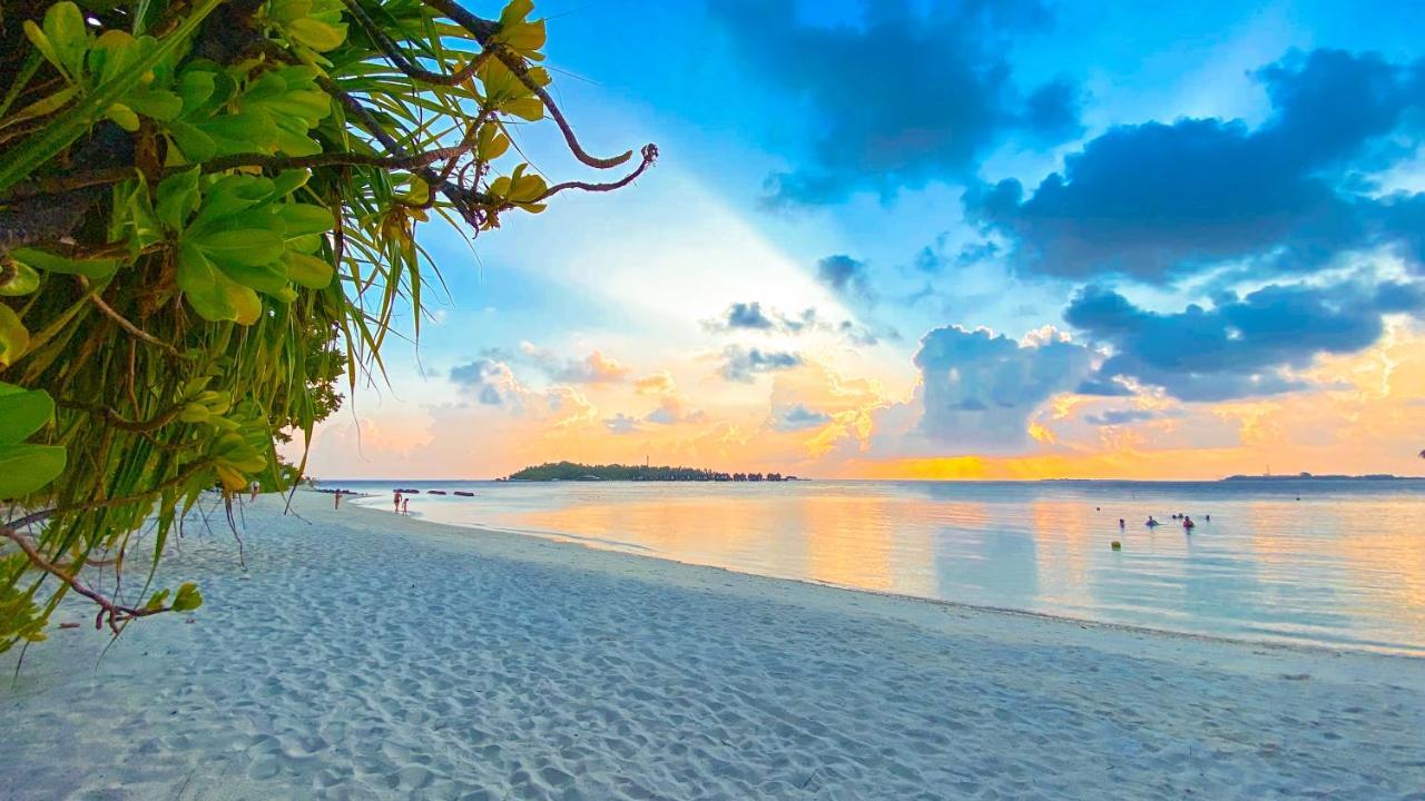 Leisure Inn Guest House Bodufolhudhoo 外观 照片