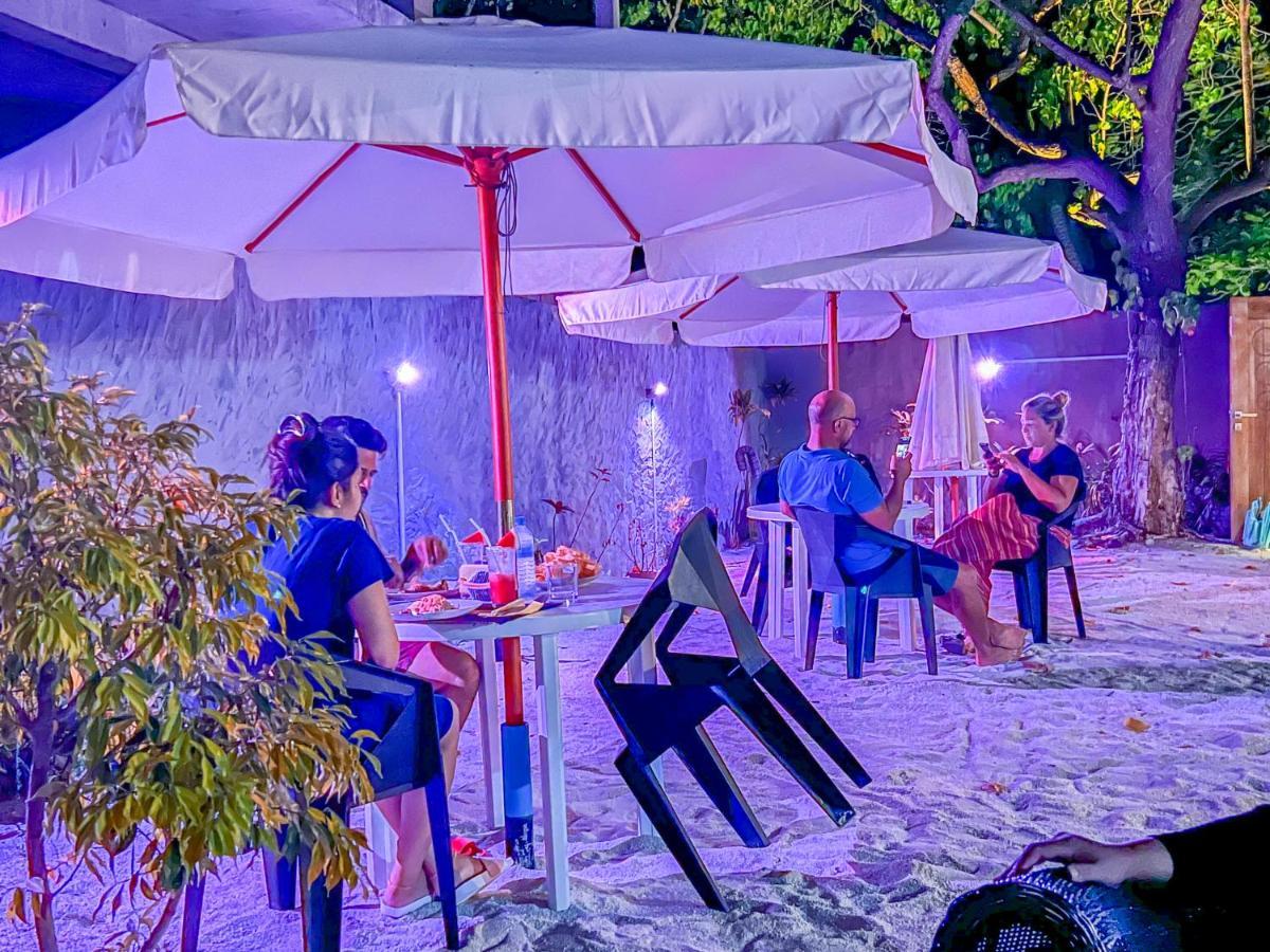 Leisure Inn Guest House Bodufolhudhoo 外观 照片