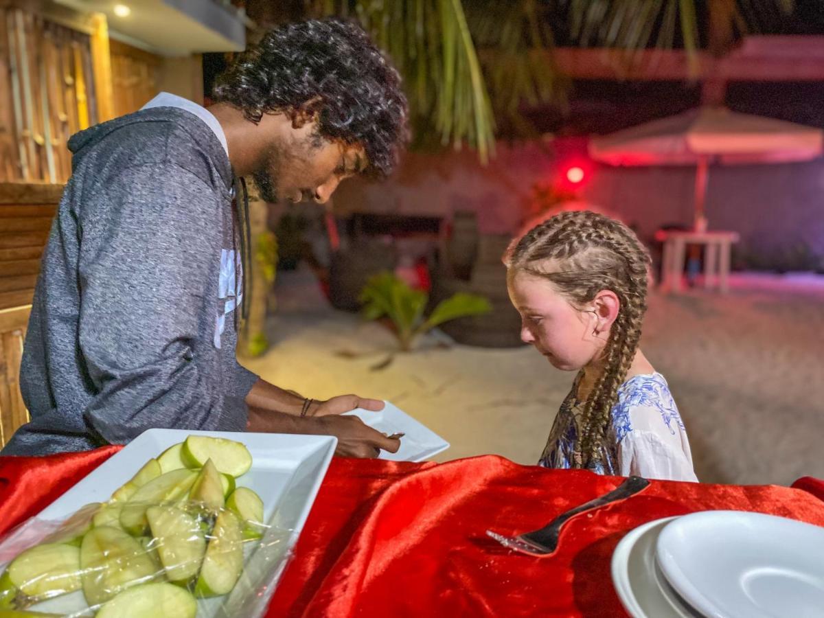 Leisure Inn Guest House Bodufolhudhoo 外观 照片